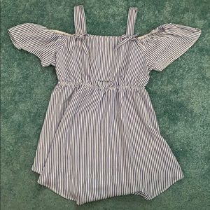 Maternity shirt size: S